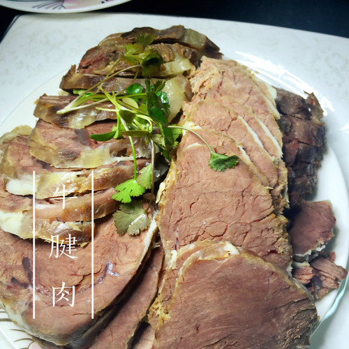 簡(jiǎn)單年夜飯 - Daphne Tsui - 因?yàn)閻?ài)所以愛(ài)