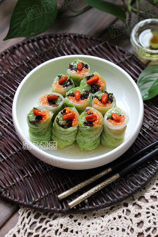 素什錦白菜卷——精致美味的素食