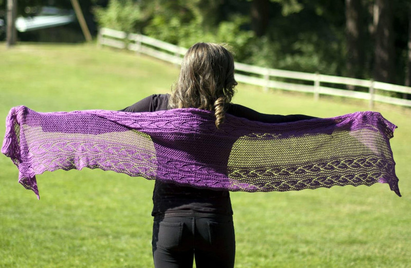 Forest Hills Dayflower Wrap - Laurie Beardsley - Daliute -