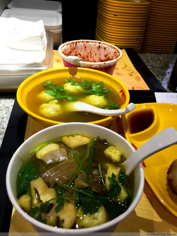靜安寺地鐵尋美食--圣誕前奏 - 周太靚湯 - 周太靚湯