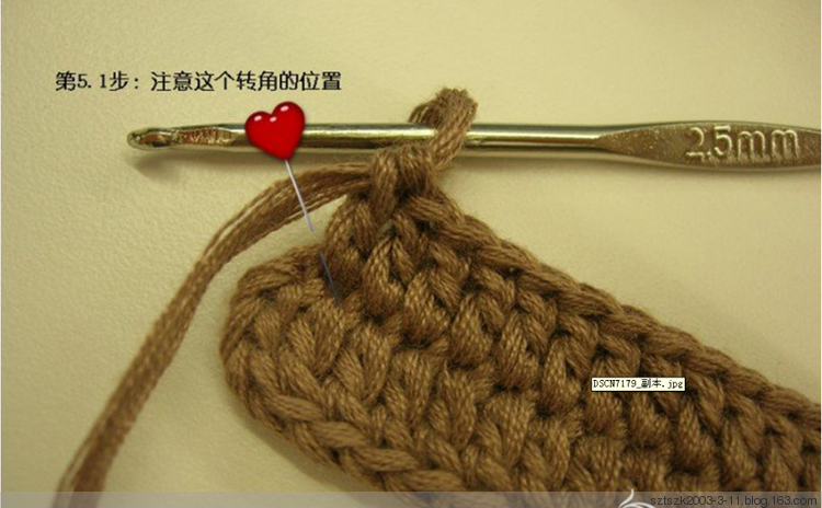 轉(zhuǎn)一雙不一樣鉤發(fā)的寶寶鞋教程  （可心編織） - 非常可心 - 2395288659的博客