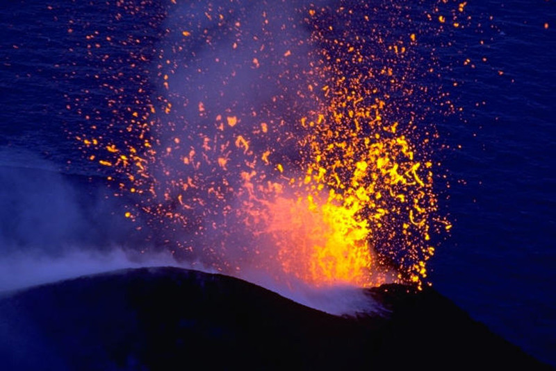 火山爆發(fā) - 學(xué)海無涯 - 讀書之法.在循序而漸進.熟讀而精思