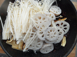 [轉(zhuǎn)載]在家做超過癮實惠的【麻辣香鍋】