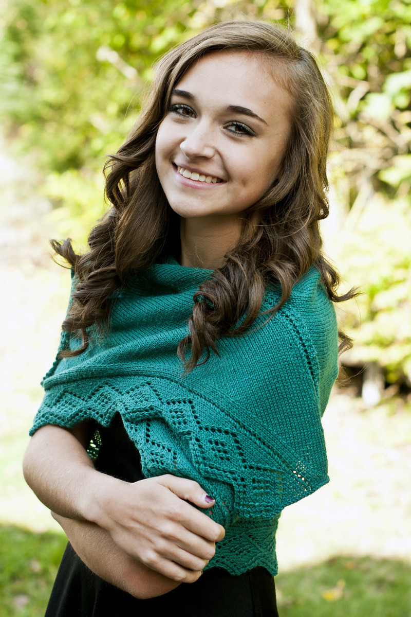 Diamonds Are Forever Shawl by Laurie Beardsley - Daliute -