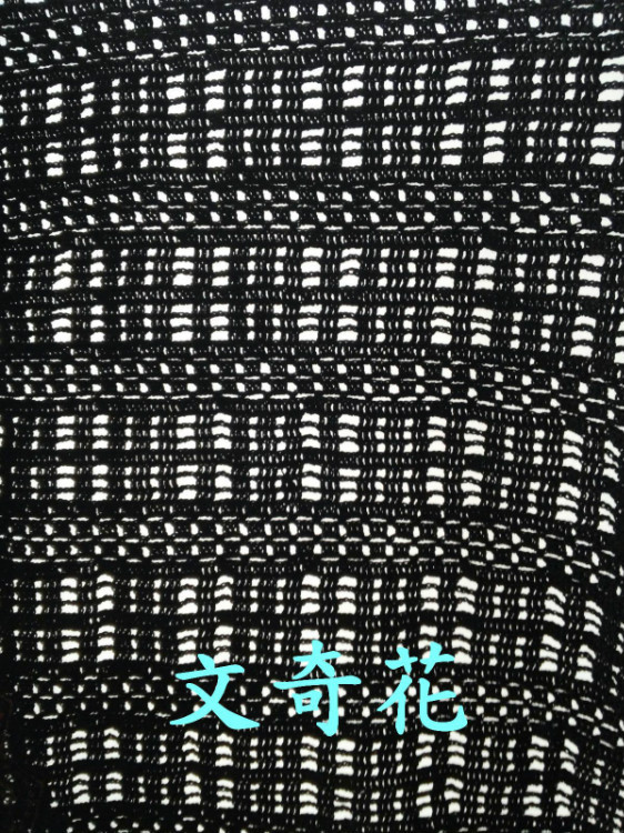黑格格 - 文奇花 - 一方天地, 自娛自樂