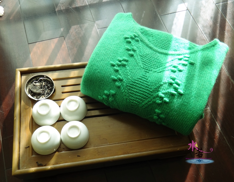 201539  煙花碧（羊絨圓領(lǐng)套頭衫） - 水若 - 滿溪流水香