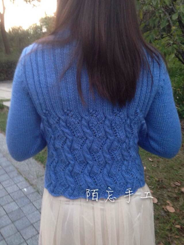 天凈沙  秋思------菲利斯絨優(yōu)雅套頭衫 - 陌陌 - 陌忘手工博客