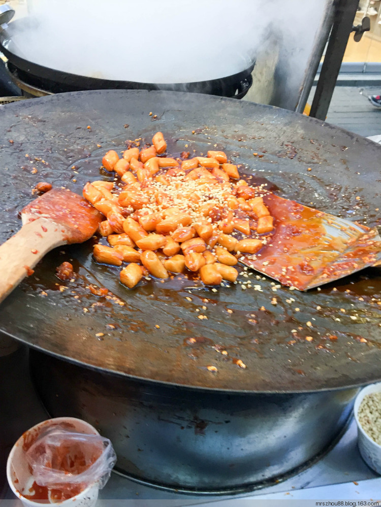 明洞街頭美食－－體驗(yàn)寒風(fēng)大餐 - 周太靚湯 - 周太靚湯