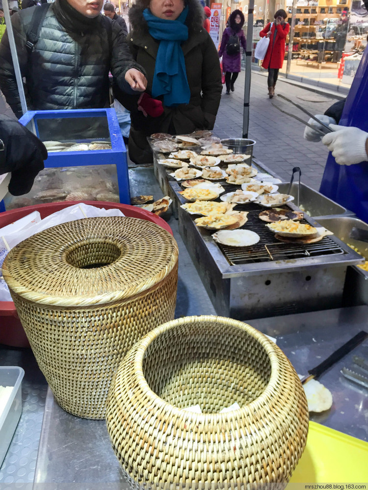 明洞街頭美食－－體驗(yàn)寒風(fēng)大餐 - 周太靚湯 - 周太靚湯