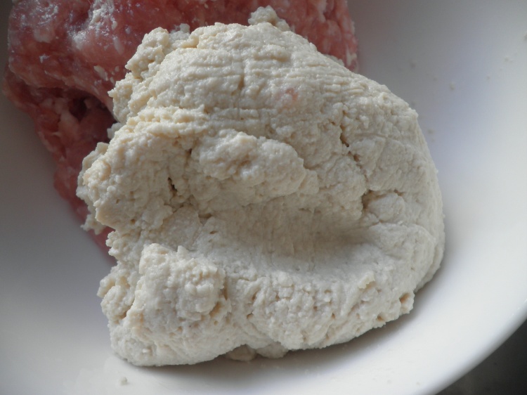 軟嫩可口---炸肉圓 - 初級(jí)煮婦 - 初 級(jí) 煮 婦