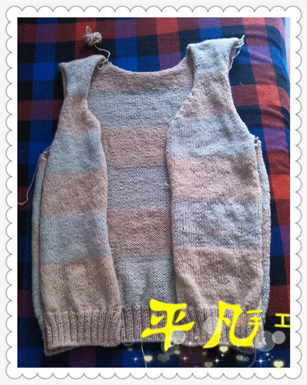 201410 休閑----實(shí)用簡(jiǎn)單的開(kāi)衫背心 - 平凡 - 平凡的編織小屋