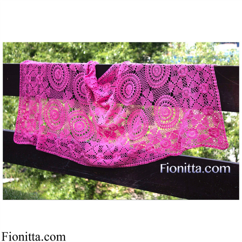 粉紅色的披肩Fionitta - Daliute -