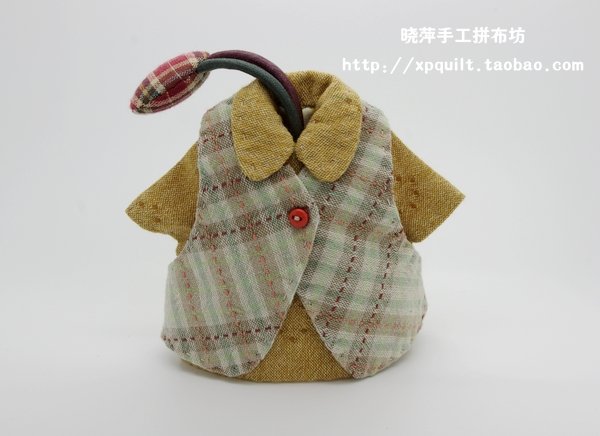 【曉萍手工拼布坊】可愛衣服鑰匙包和我的第二個紅錢包