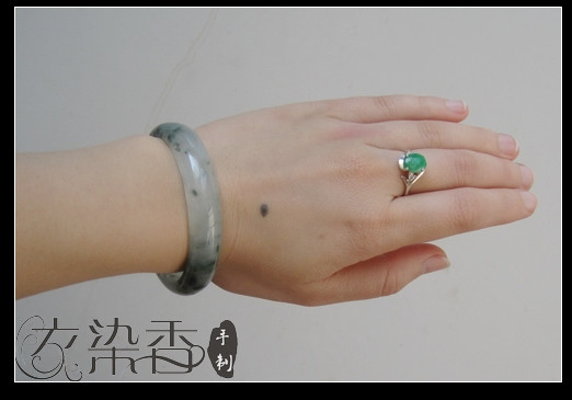 驚喜的小翠——裸石打出來的戒指 - 衣染香 - 若蘭軒