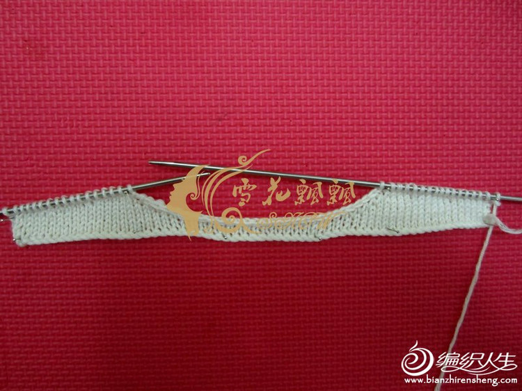 【轉(zhuǎn)雪花飄飄】后片開領、斜肩不斷線的織法 - 絲路花雨 - 鉤織——別樣的快樂