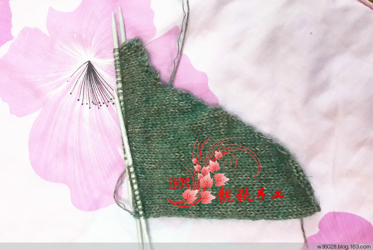 紅葉靚秋     [套頭衫] 拾翠——真馬牛絨合身長袍 - 鉤織樂趣 - 鉤織樂趣的博客