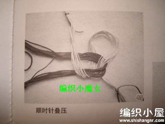 【轉(zhuǎn)載】生查子·侍女動(dòng)妝奩 - 喜歡的美衣  - 荷塘秀色 - 茶之韻