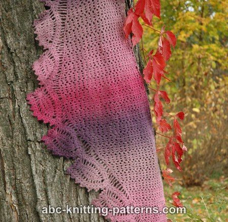 Tulip Reverie Shawl by Elaine Phillips - Daliute -