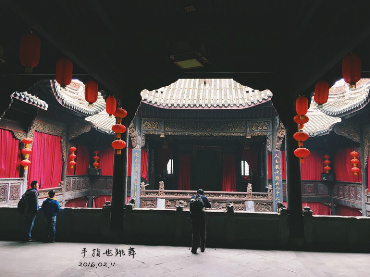 【走走聊聊拍拍】不吃辣不看江的重慶行DAY3——大禮堂、十八梯、湖廣會(huì)館、南山一棵樹(shù) - 手指也跳舞 - 跳舞姐姐的手工莊園