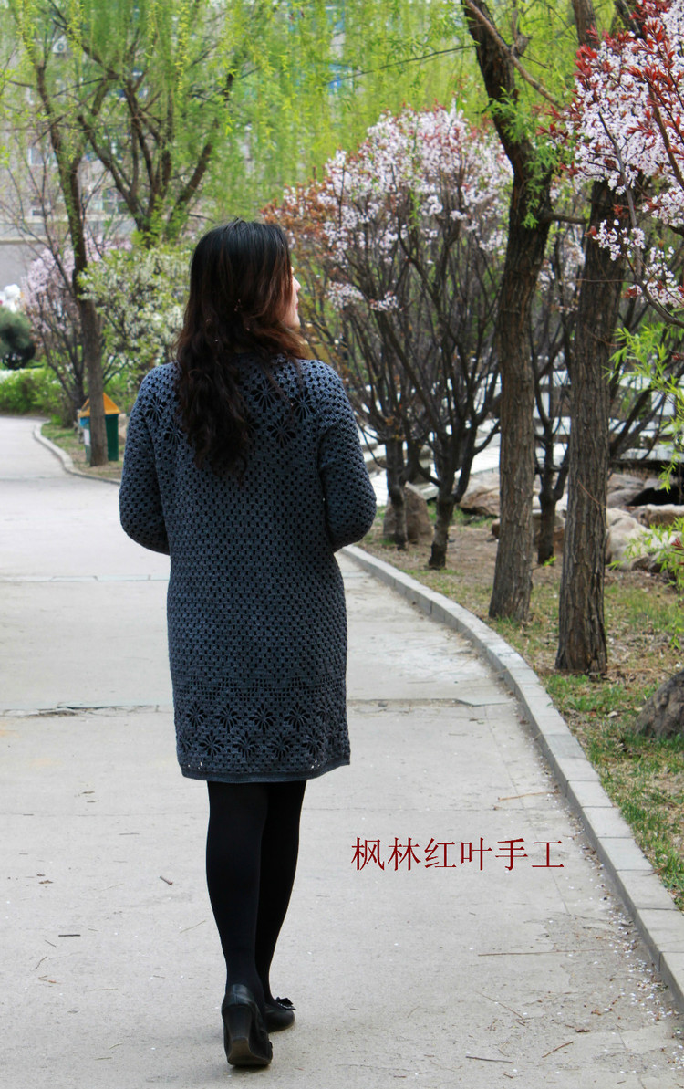 美麗的背影（攝影：笨笨） - 楓林紅葉 -                 楓林紅葉