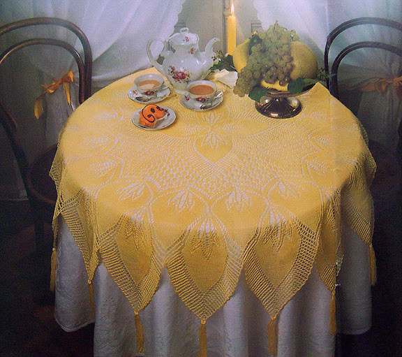 Orella 2, Spitzenstricken von Erich Engeln, 1984(2) - 木棉花 - 雨茫茫，霧茫茫，盼望花開，花已落……