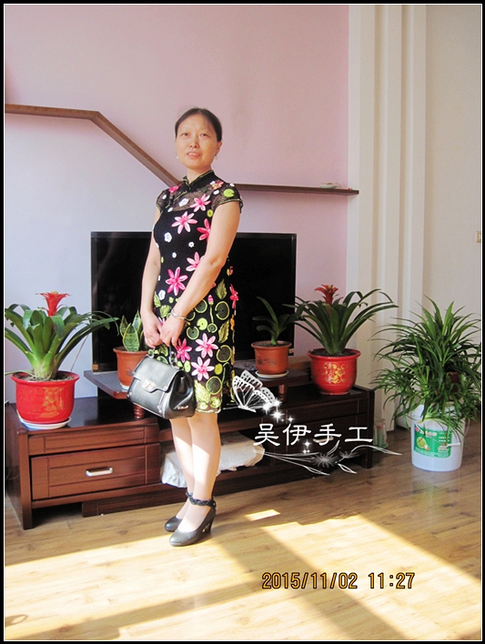 難舍——蓮花旗袍 - moyi135 - 為愛(ài)編織！