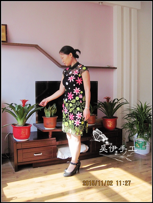 難舍——蓮花旗袍 - moyi135 - 為愛(ài)編織！