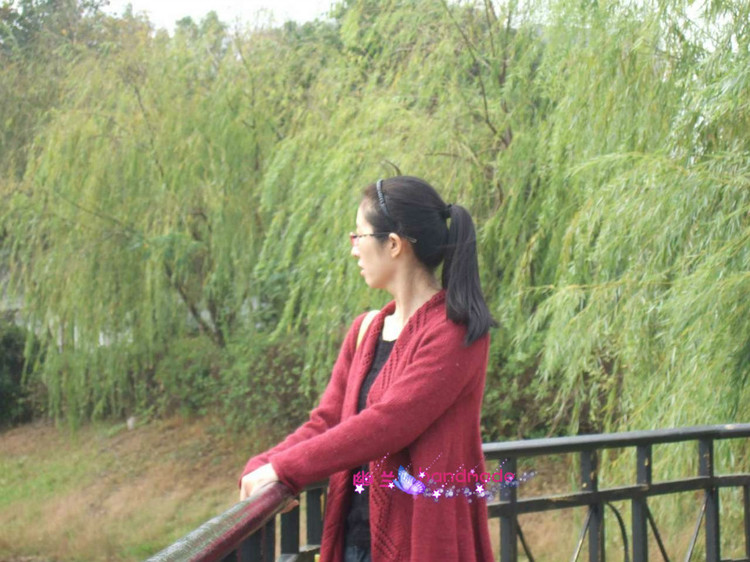 愛(ài)意～～～酒紅色不規(guī)則下擺披肩式外套*女人味十足22 - 空谷幽蘭 - 指間的溫柔