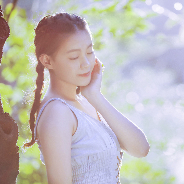 有愛不覺天涯遠(yuǎn)【情感美文】 - 白石秋水 - 白石秋水