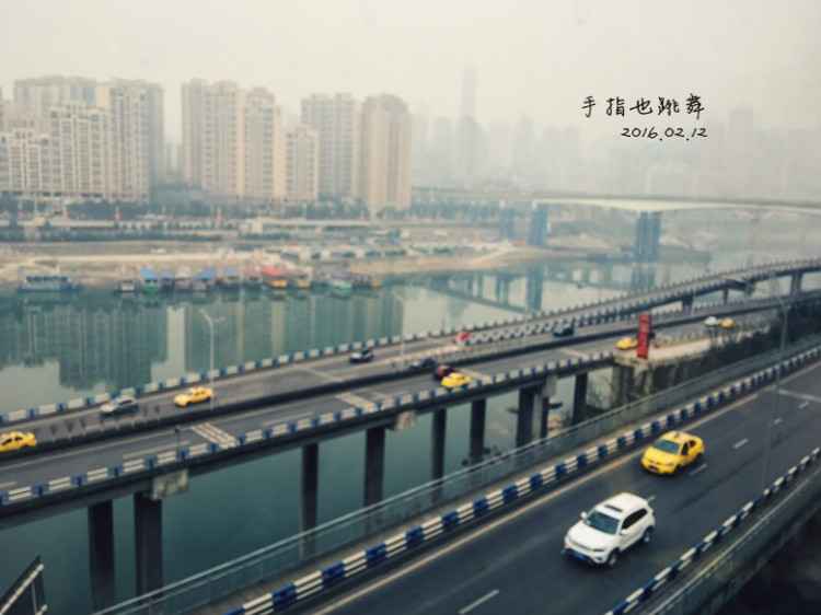 【走走聊聊拍拍】不吃辣不看江的重慶行DAY4——洪崖洞、羅漢寺、輕軌觀光 - 手指也跳舞 - 跳舞姐姐的手工莊園