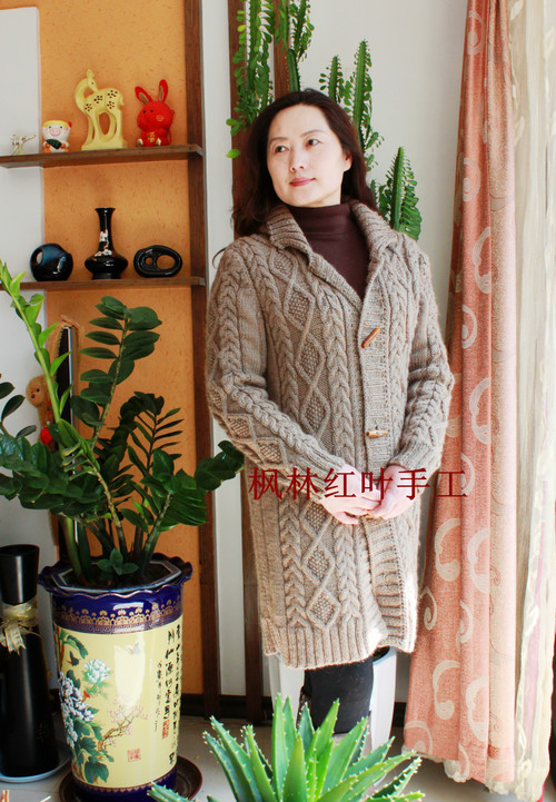 卡其色棒針中長款毛衣外套（原創(chuàng)） - 楓林紅葉 -                 楓林紅葉