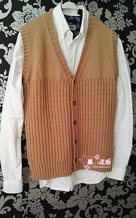 黑王后—暖心（原創(chuàng)+老年人開(kāi)襟背心+三針小燕子收斜肩） - 黑王后 - 黑王后的家